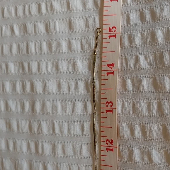 🌻Gold Tone Necklace with Pink Floral Pendants - Picture 6 of 6